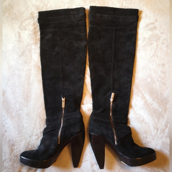 LAST CHANCE SALE Michael Kors sz 8.5 black leather boots - Picture 3 of 16